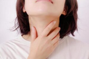 首のイボぽつぽつ